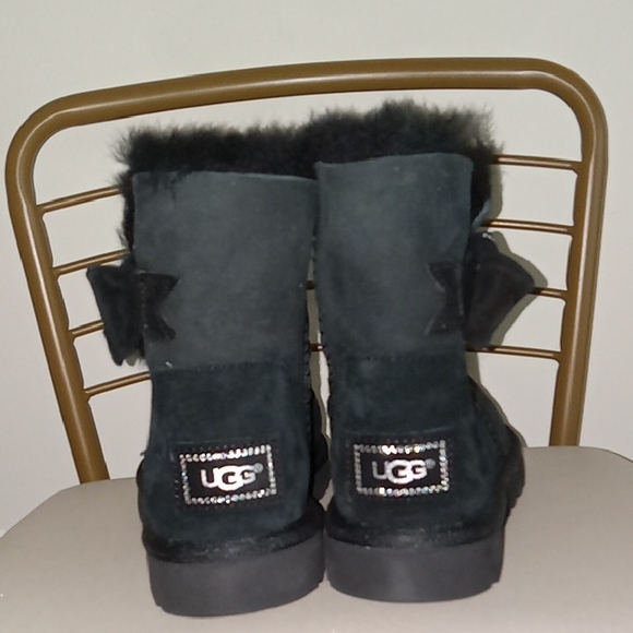 UGG Black Ankle Boots with Bow Detail - Picture 1 of 6